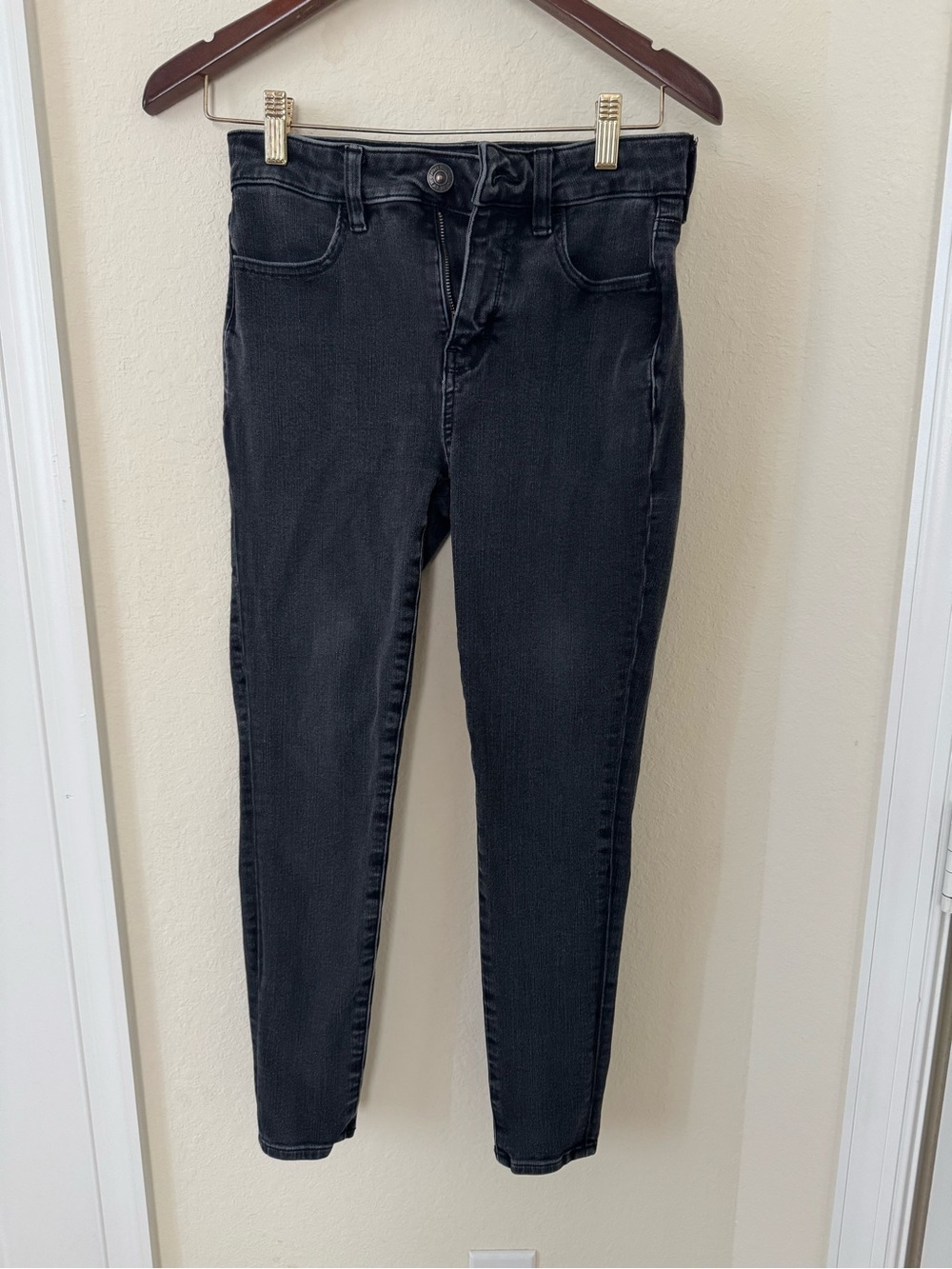 American Eagle Dream Jean Black stretch High-Rise Skinny Jeans 4 short
